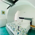 Antico Borgo Bed & Breakfast 4*