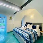 Antico Borgo 4*