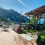 Antico Borgo Bed & Breakfast 4*