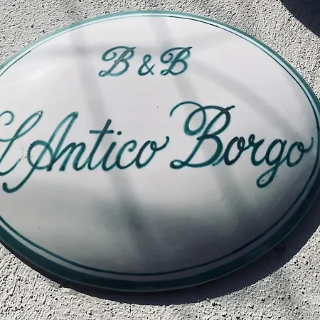 Bed & Breakfast Antico Borgo 4*