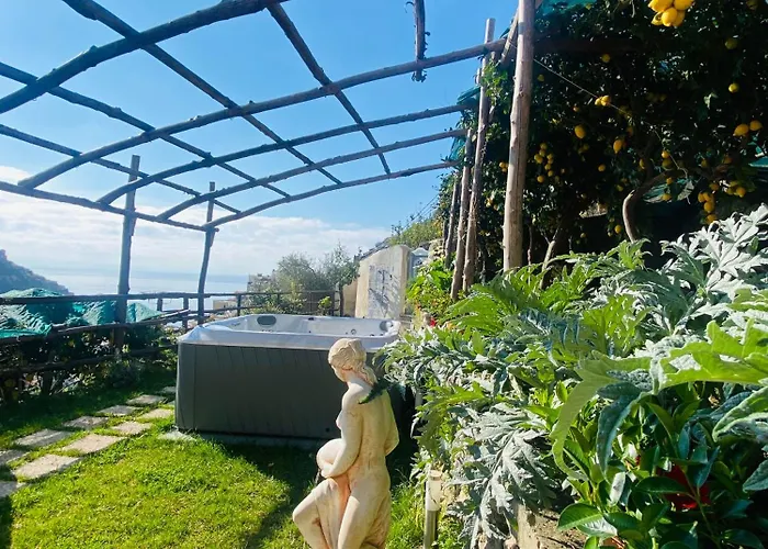 Antico Borgo 4* ミノーリ