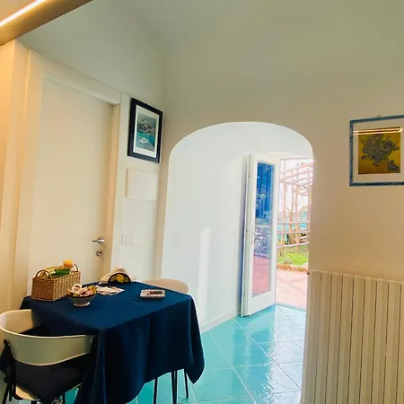 Antico Borgo Bed & Breakfast