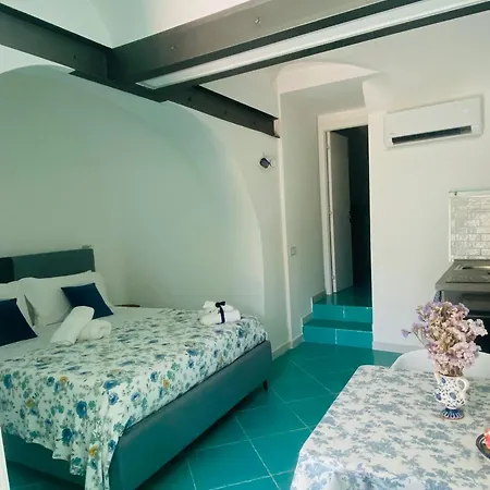 Antico Borgo Couette-café 3*